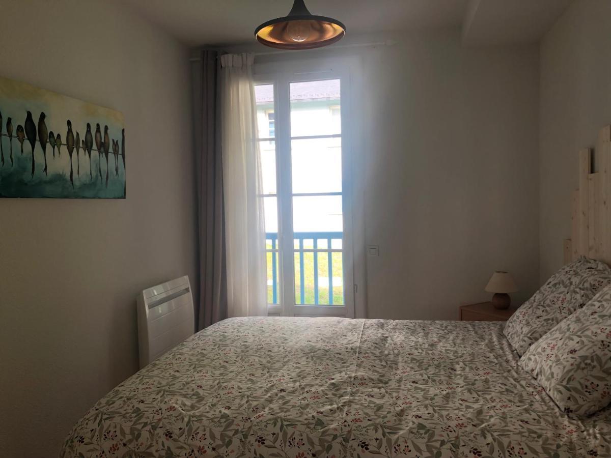 Grand Appartement En Rdc Vallee De Кампан Екстериор снимка